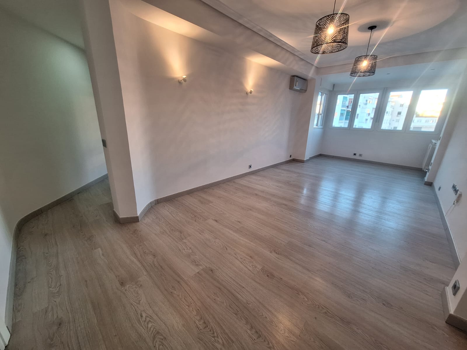 49973_WhatsApp Image 2025-10-22 at 18.53.15 (1).jpeg